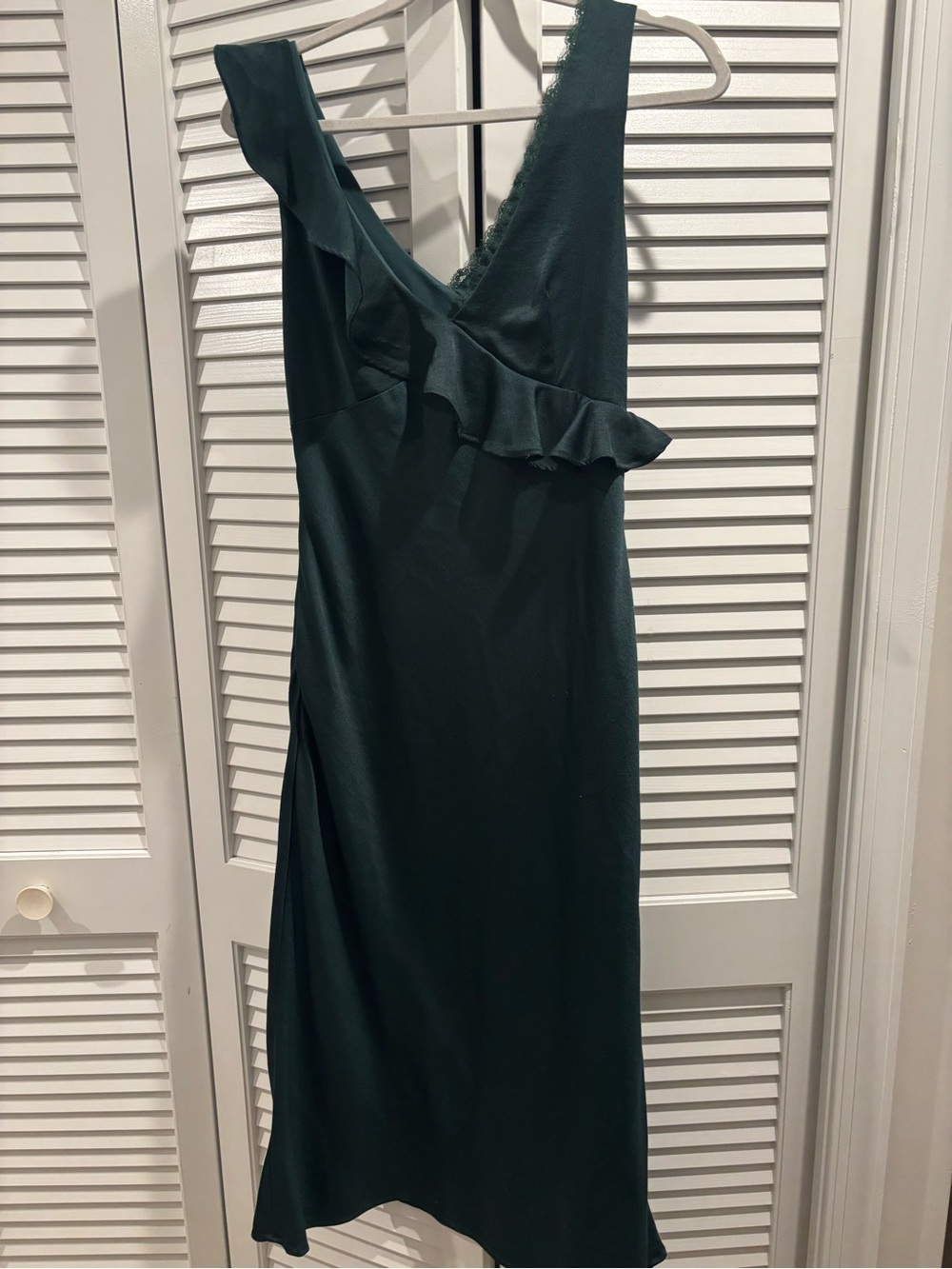 Lost + Wander One-Shoulder Ruffle Dress in Forest Green